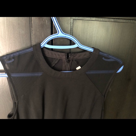 Banana republic LBD with sheer shoulders - Picture 2 of 3